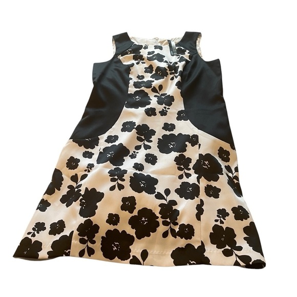 Kensie Floral Black and White - size Large. Zipper Back-Lined. - Picture 4 of 9